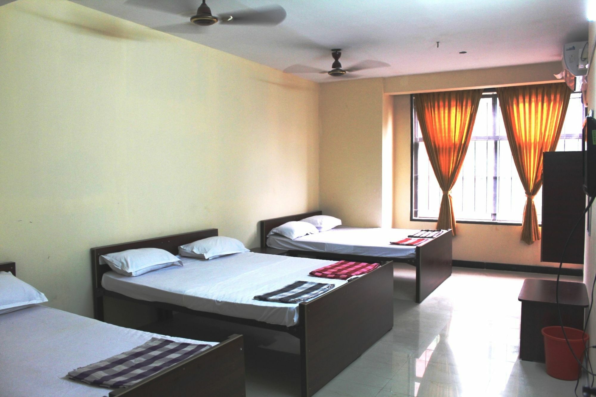 Aishvarya Residency โคอิมบาทอร์ ภายนอก รูปภาพ